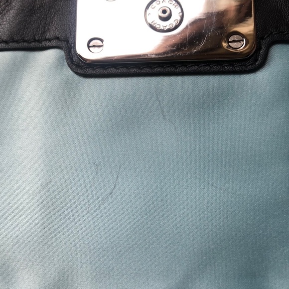 Coach wristlet - Picture 5 of 7